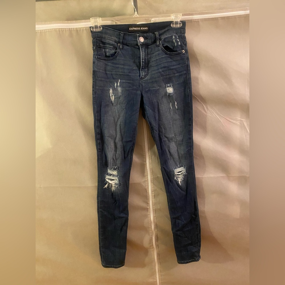 Express Jeans High Rise Leggings Destroyed Women’s size 6